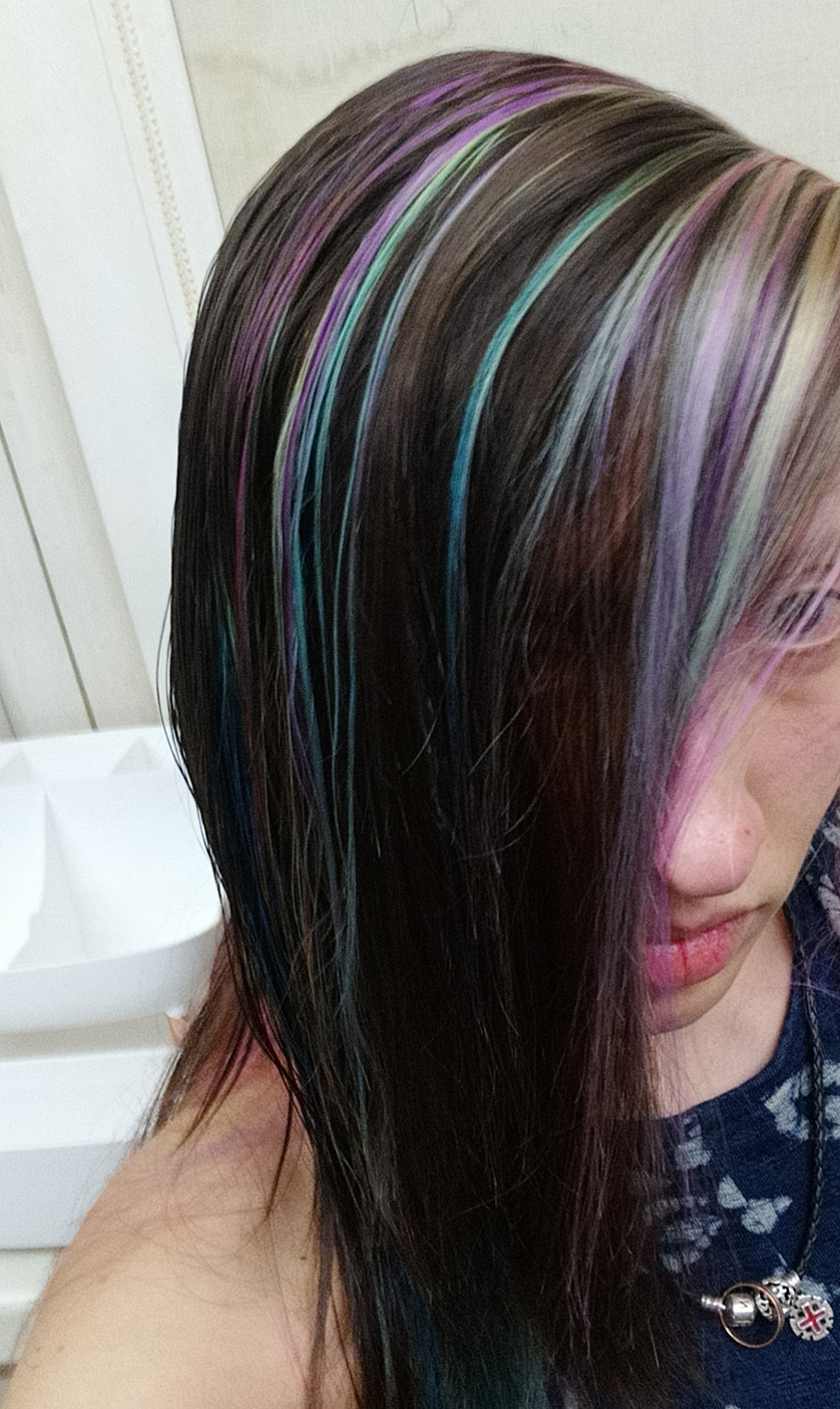 Цветное окрашивание волос изображение 3